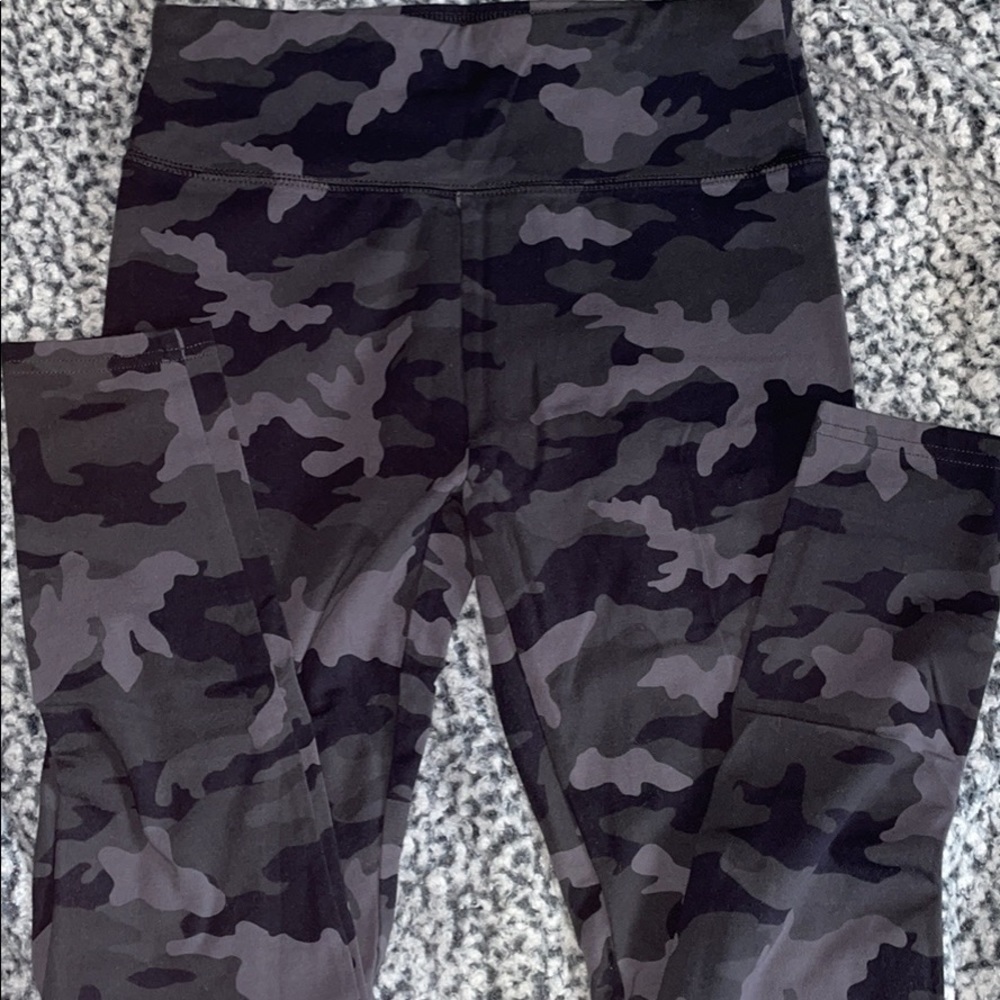Target camo leggings